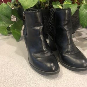 Sugar sz 8.5 Black Boots, Strappy Back, Faux Outside Zipper, Zip Inside
